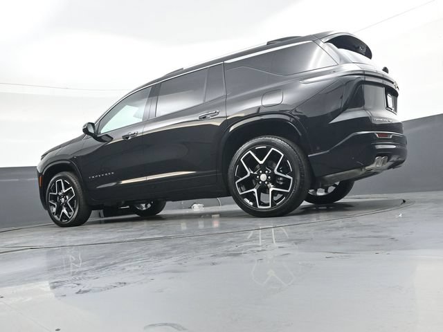 Used 2026 Chevrolet Traverse High Country w/ LPO, Floor Liner Package AWD/4WD image 36