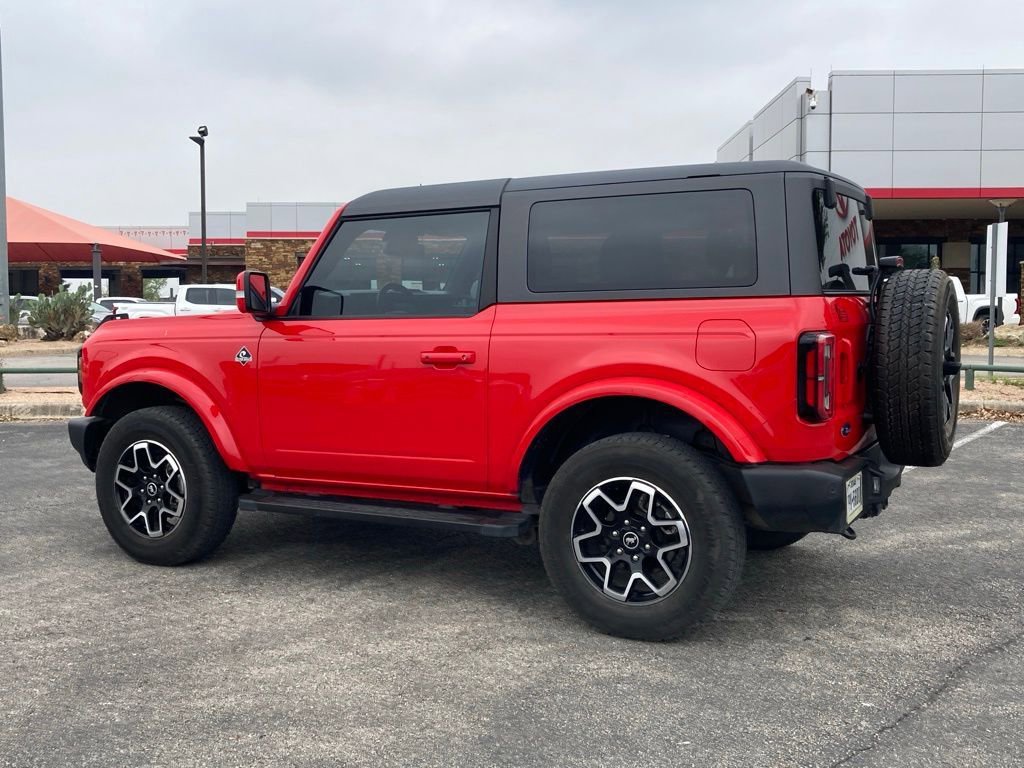 Used 2023 Ford Bronco Outer Banks AWD/4WD image 5