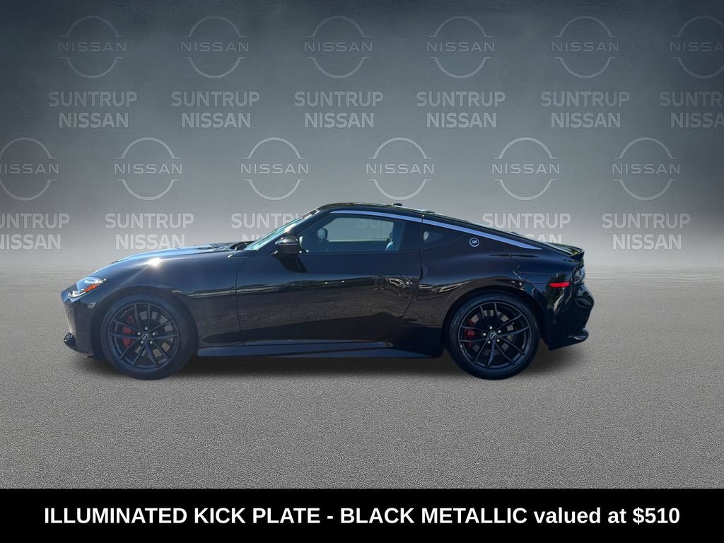 Used 2025 Nissan Z Performance w/ Floor Mat Package RWD image 2