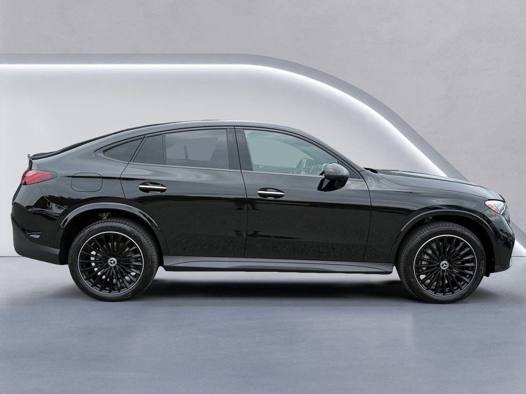 New 2026 Mercedes-Benz GLC 300 4MATIC image 3