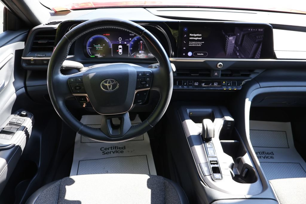 Used 2023 Toyota Crown AWD/4WD image 5