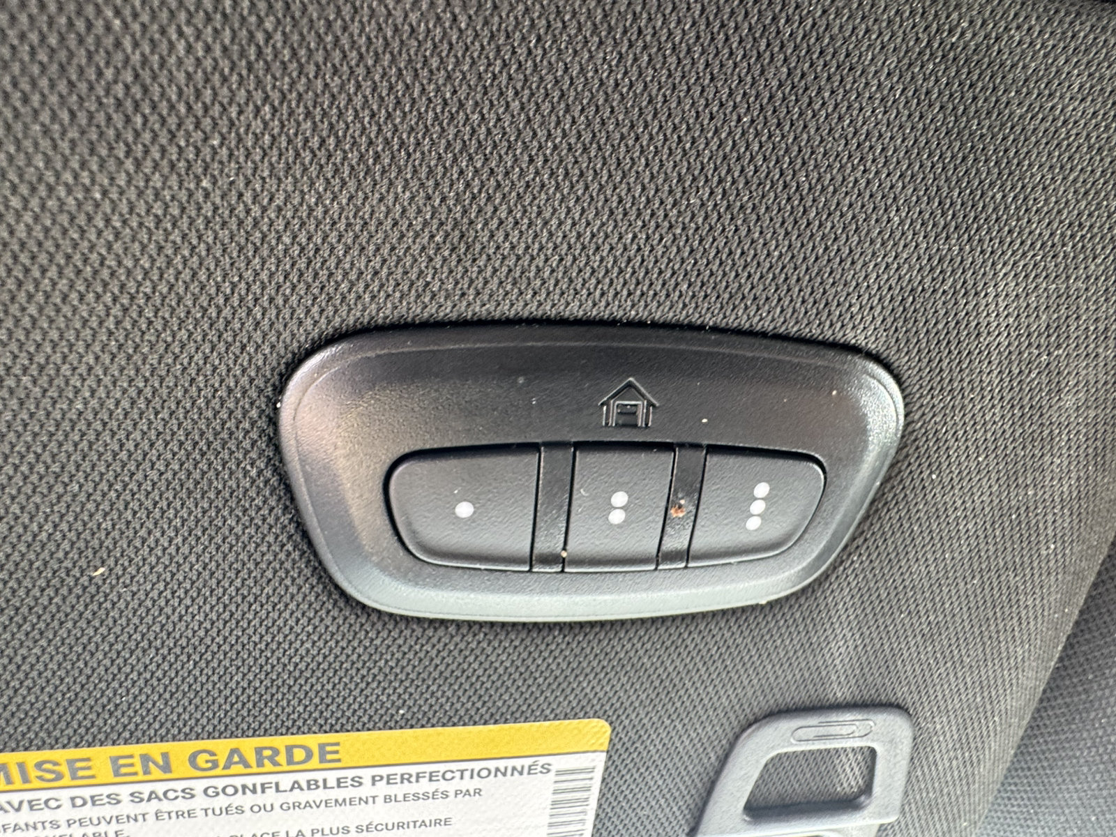 Used 2024 Jeep Grand Cherokee L Limited RWD image 28