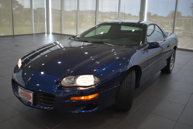 Used 2002 Chevrolet Camaro LT w/ Preferred Equipment Group 1 RWD image 3