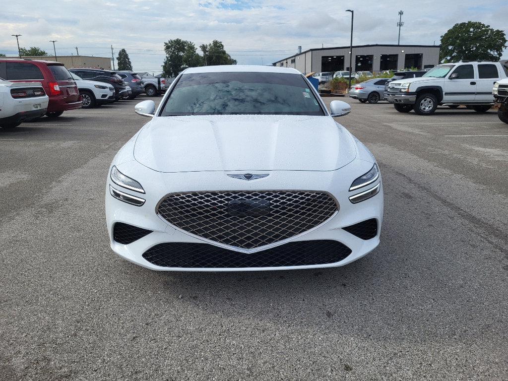 Used 2025 Genesis G70 2.5T AWD/4WD image 2