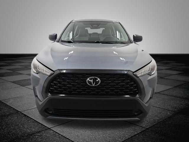 Certified 2024 Toyota Corolla Cross L AWD/4WD image 2
