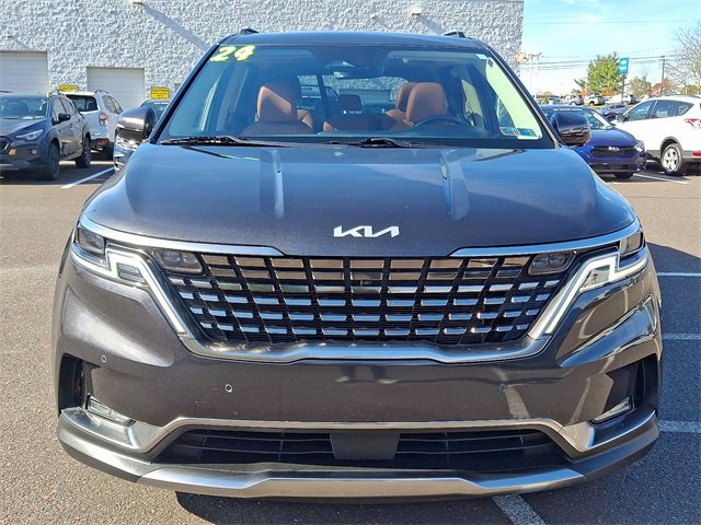 Used 2024 Kia Carnival SX Prestige image 2