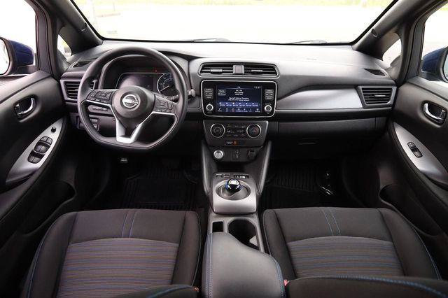 Used 2025 Nissan Leaf S FWD image 23