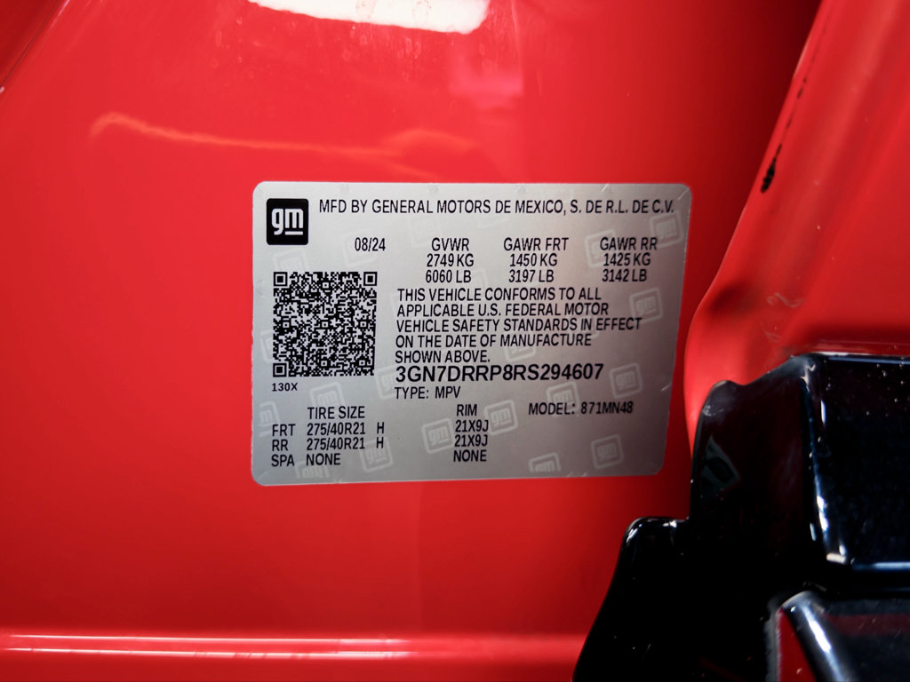 Used 2024 Chevrolet Equinox EV RS w/ LPO, Trailering Package FWD image 27