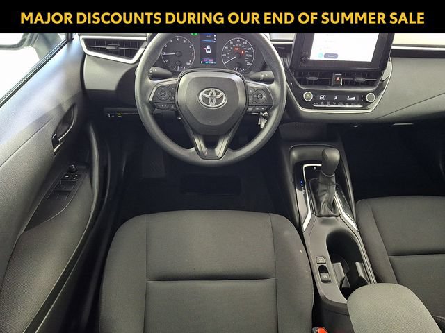 Used 2025 Toyota Corolla LE FWD image 13