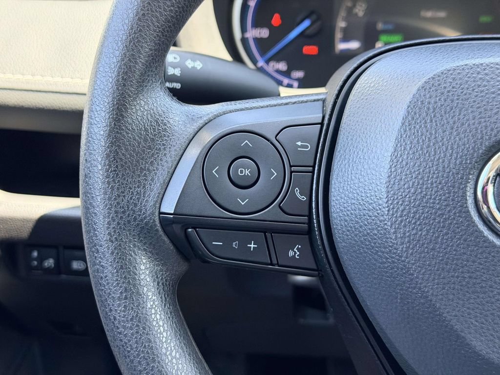Certified 2025 Toyota RAV4 XLE AWD/4WD image 8