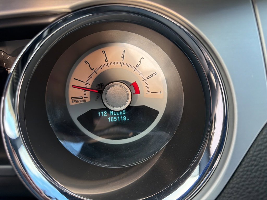 Used 2010 Ford Mustang Premium image 23