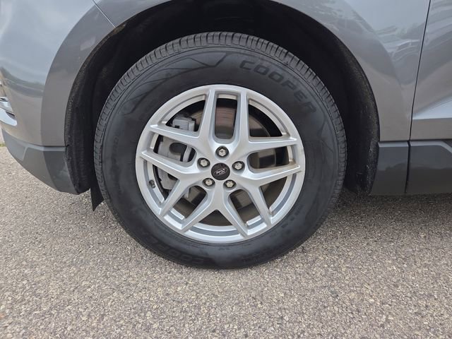 Used 2023 Ford Edge SEL image 39