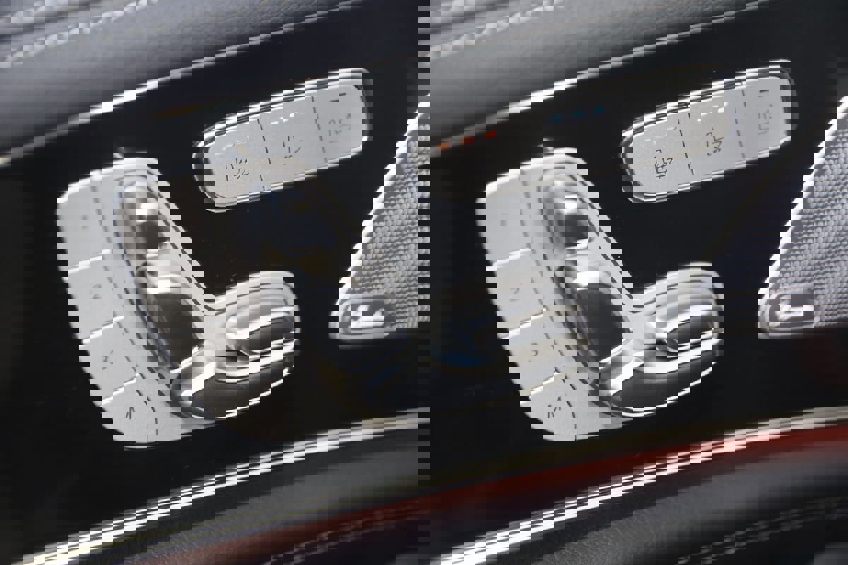 Used 2024 Mercedes-Benz AMG GT 43 image 8