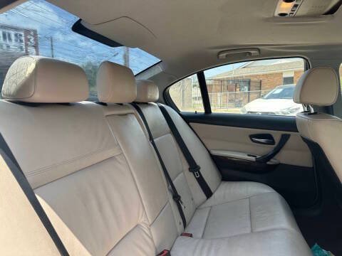 Used 2011 BMW 328i Sedan RWD image 9
