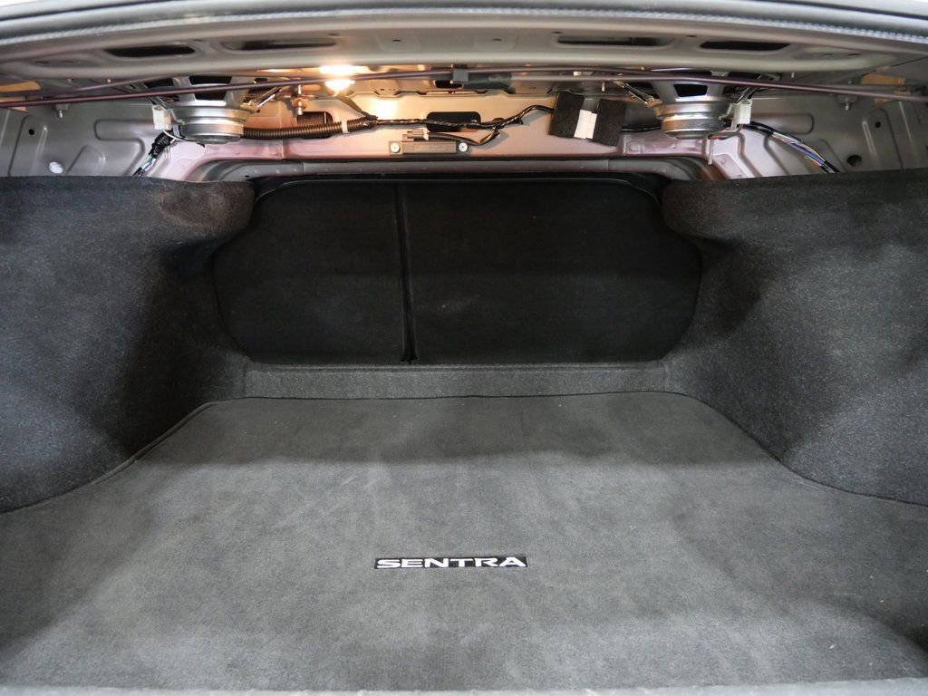 Used 2022 Nissan Sentra SV image 23