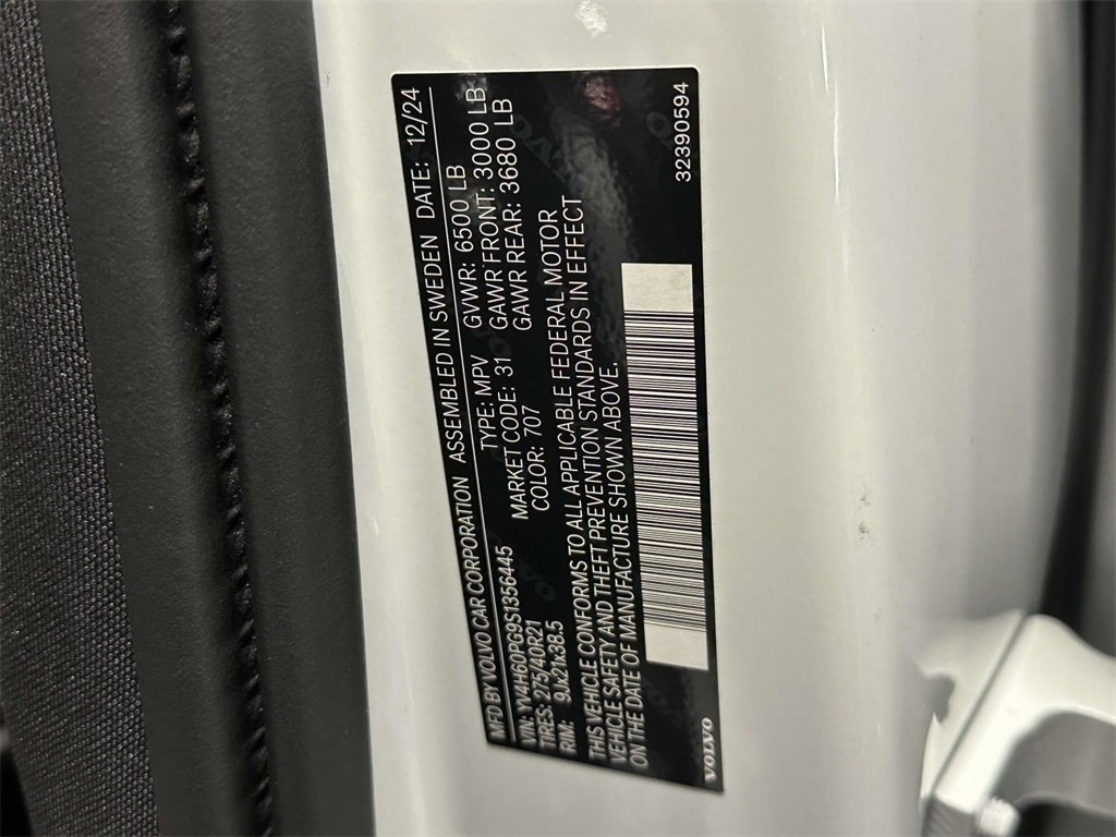 Used 2025 Volvo XC90 T8 Plus w/ Protection Package Premier image 30