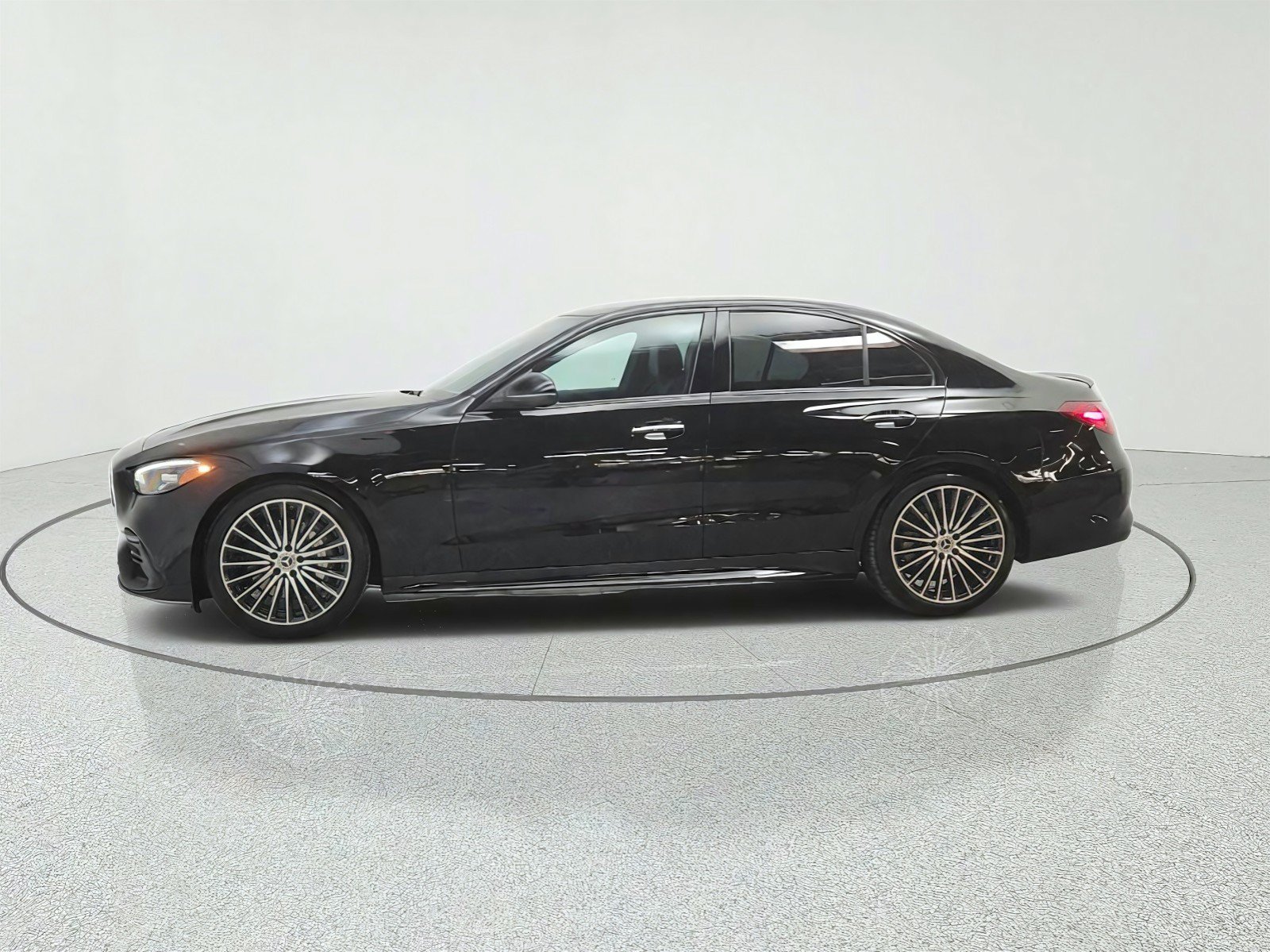 Used 2023 Mercedes-Benz C 300 Sedan image 8