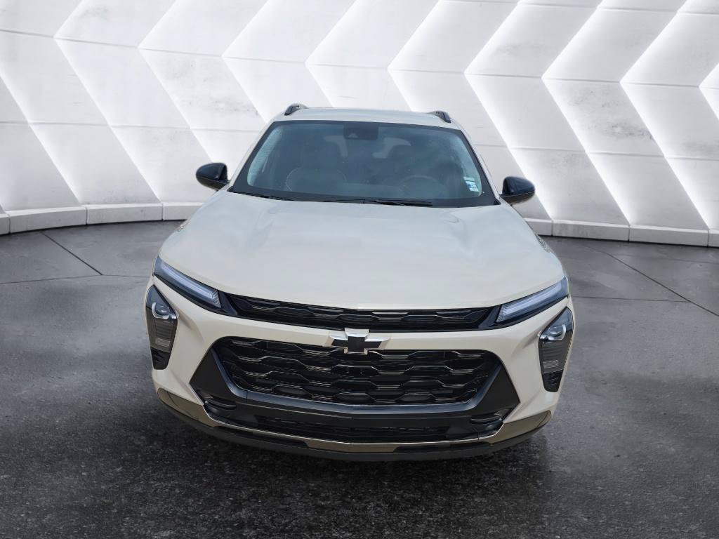 New 2026 Chevrolet Trax ACTIV w/ Driver Confidence Package FWD image 2