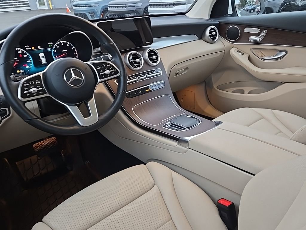 Used 2021 Mercedes-Benz GLC 300 GLC 300 image 20