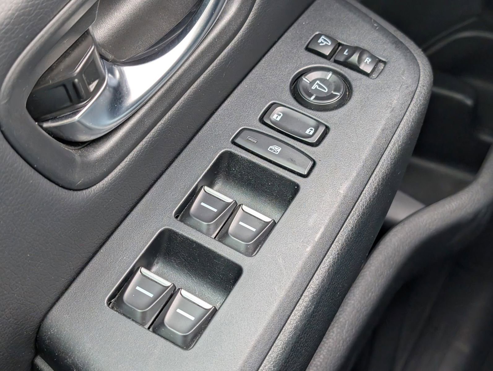 Used 2023 Honda Pilot Elite image 14