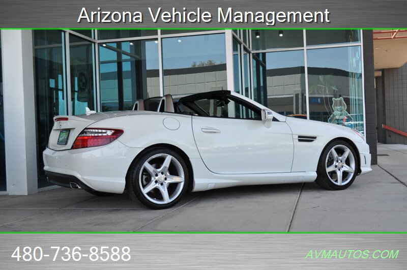 Used 2012 Mercedes-Benz SLK 350 image 6