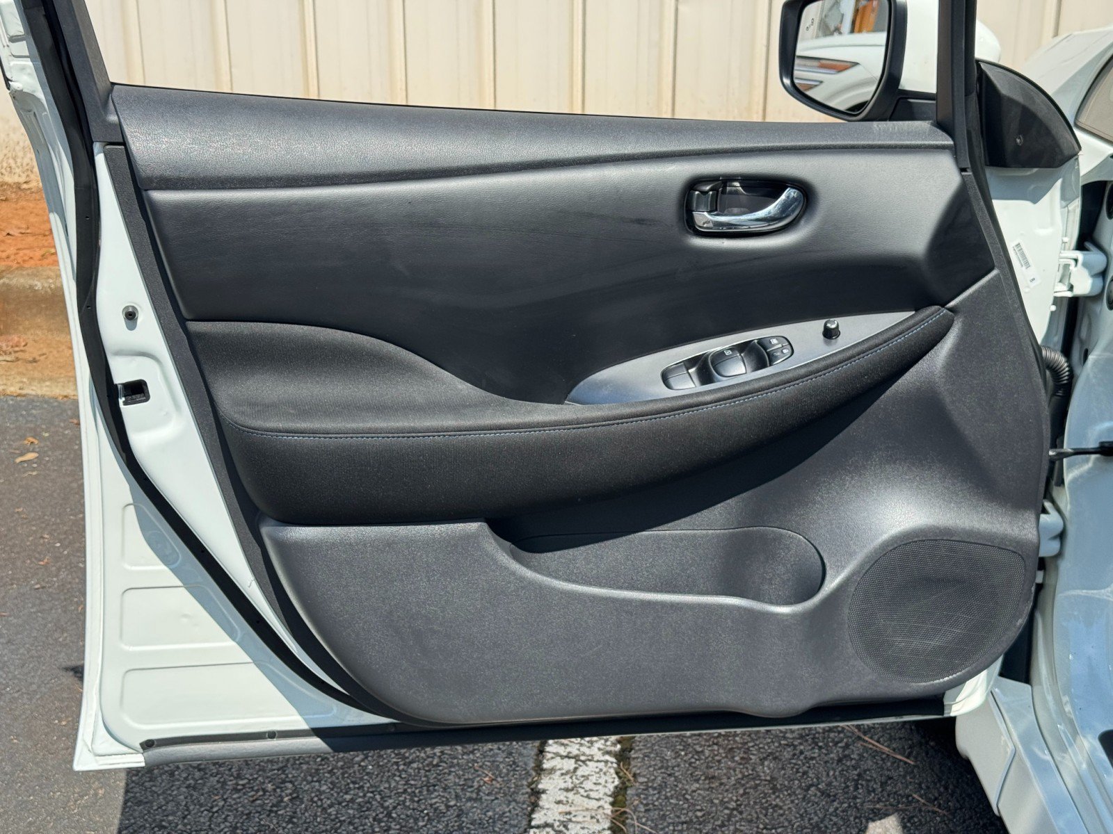 Used 2023 Nissan Leaf S FWD image 34