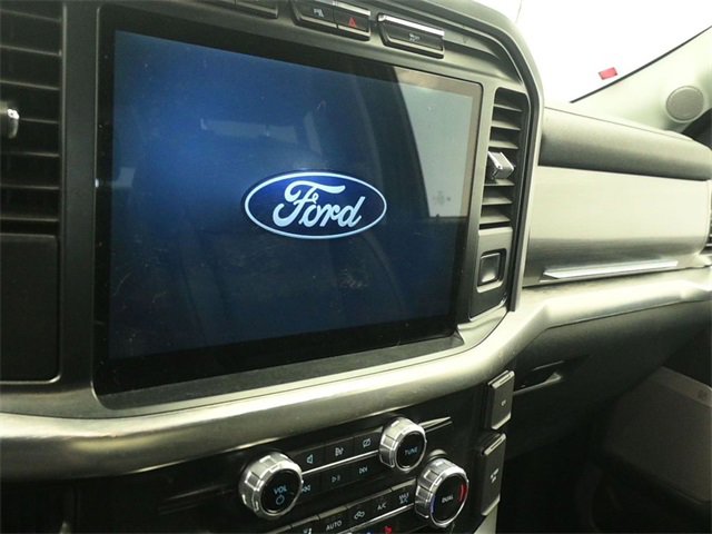 Certified 2022 Ford F150 Lariat w/ Equipment Group 502A High image 16