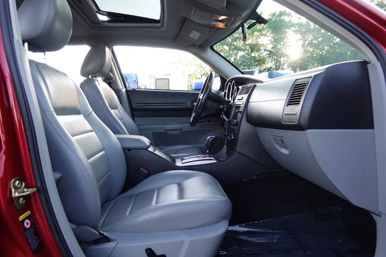 Used 2006 Dodge Magnum R/T w/ Convenience Group II RWD image 76