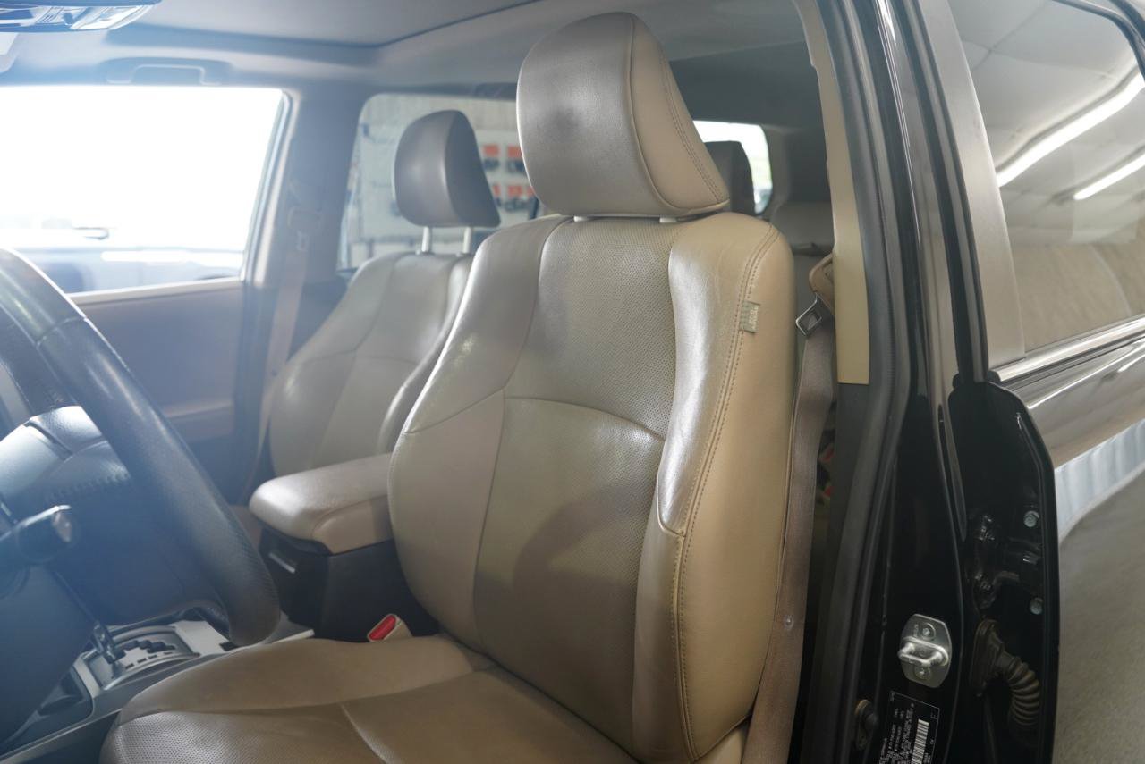 Used 2017 Toyota 4Runner Limited AWD/4WD image 12
