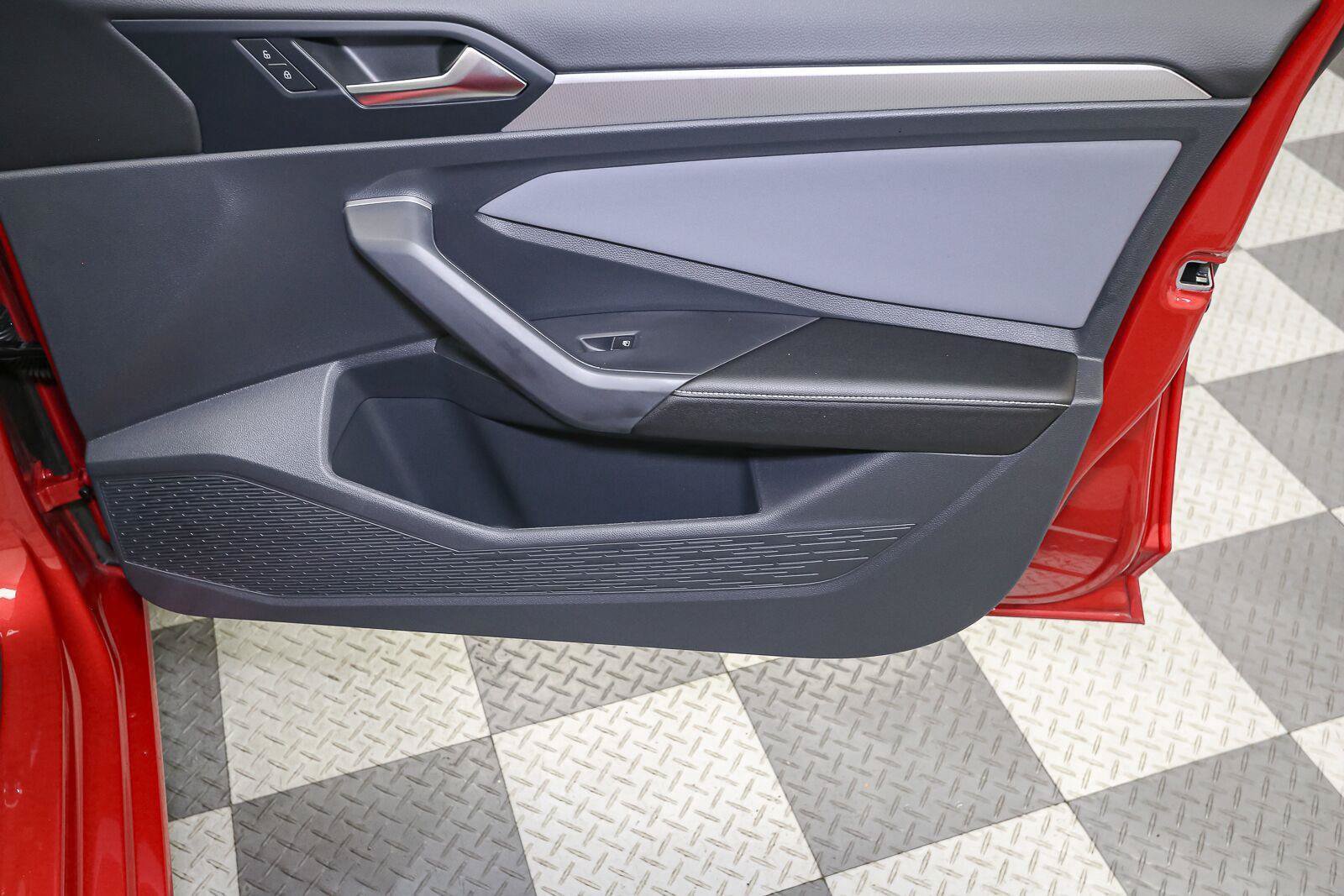 Certified 2026 Volkswagen Jetta SE FWD image 21
