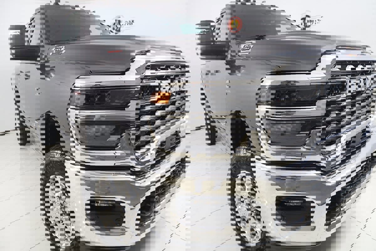 Used 2025 RAM 2500 Lone Star image 15