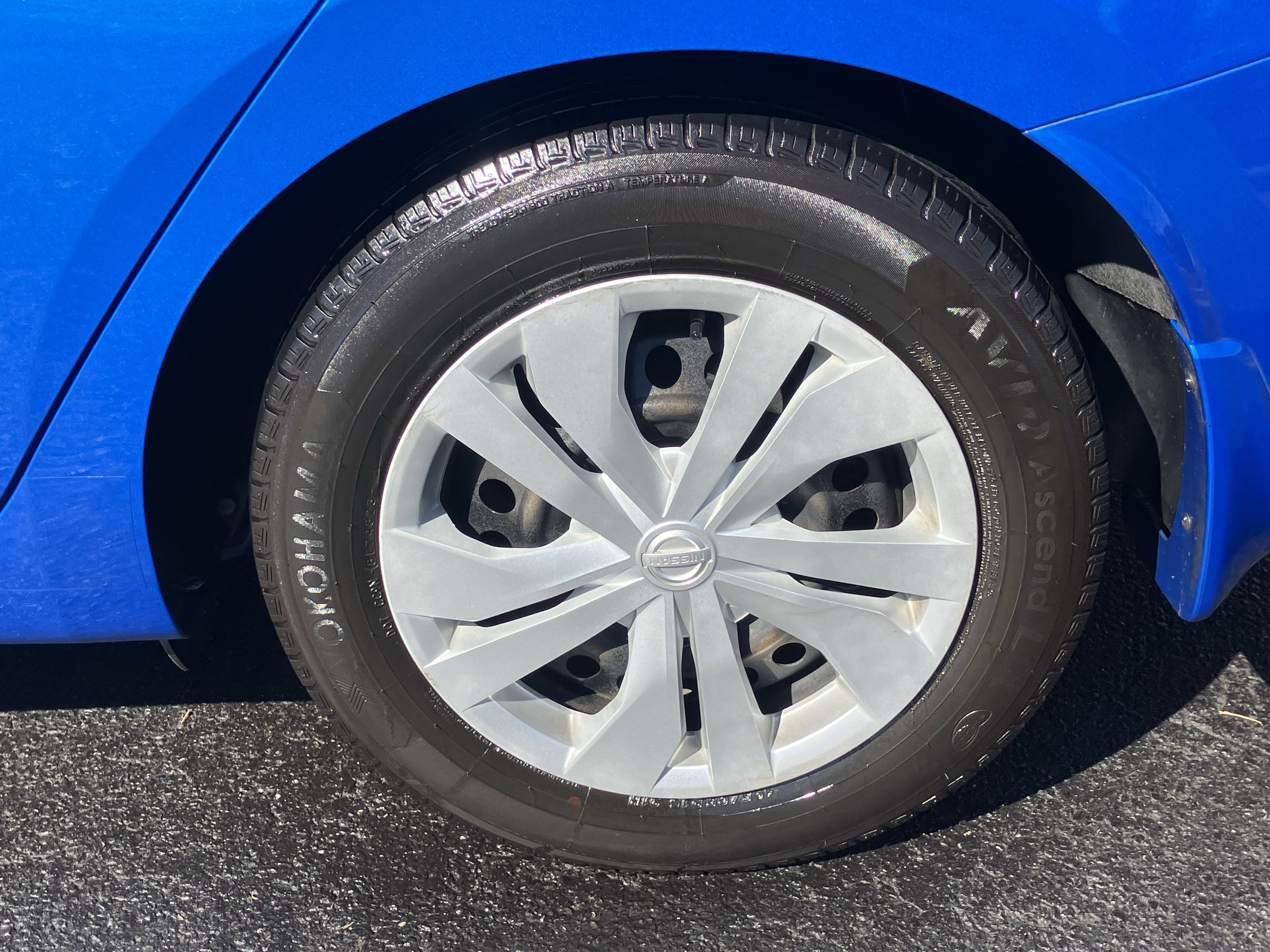 Used 2022 Nissan Versa S image 13