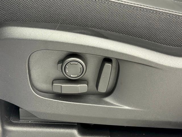 New 2026 Land Rover Defender 110 X image 29