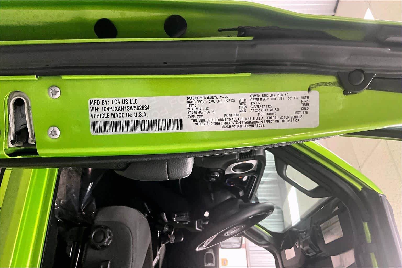 Used 2025 Jeep Wrangler Sport AWD/4WD image 34