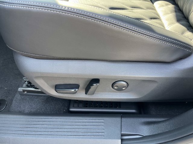 New 2026 Nissan Rogue Platinum w/ Platinum Premium Package AWD/4WD image 26