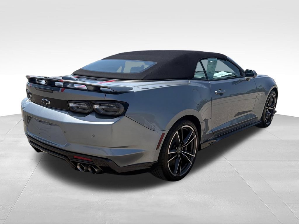Used 2023 Chevrolet Camaro SS RWD image 9