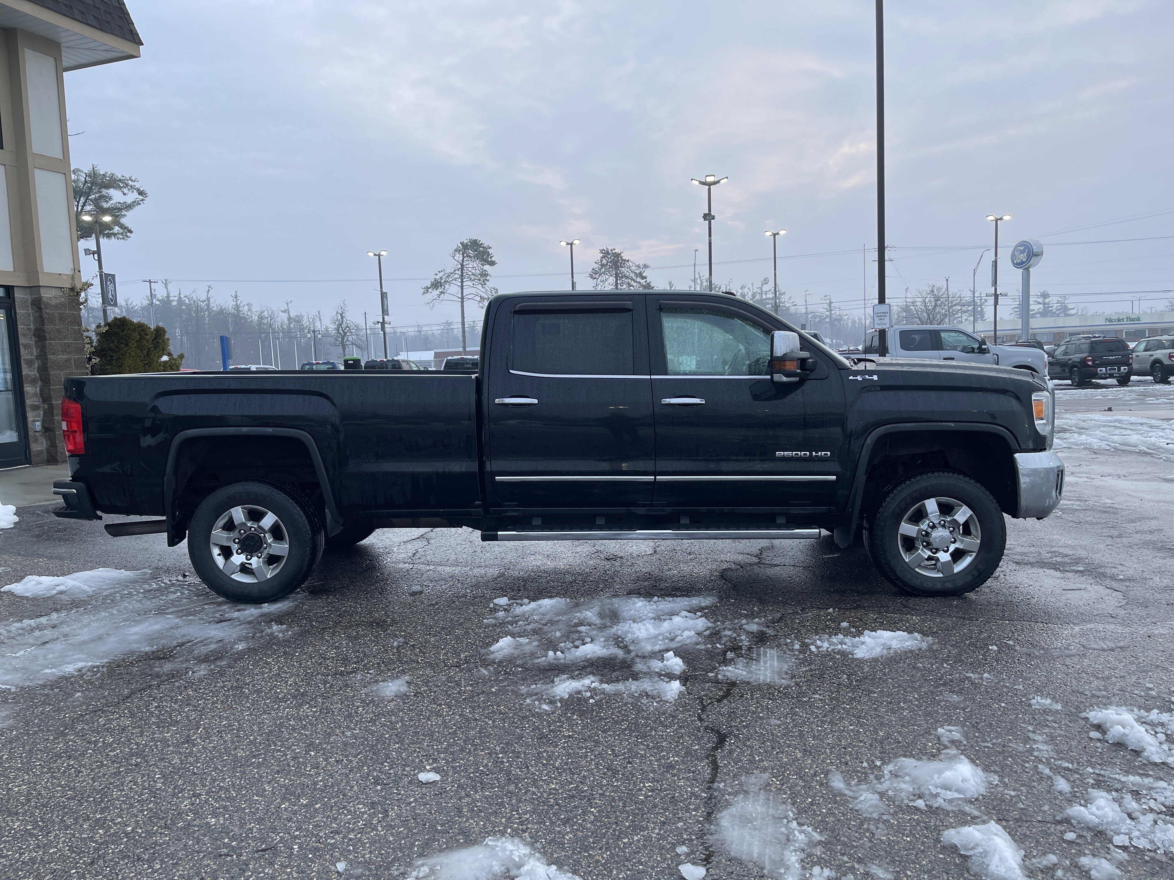 Used 2019 GMC Sierra 2500 SLT w/ Snow Plow Prep Package image 3