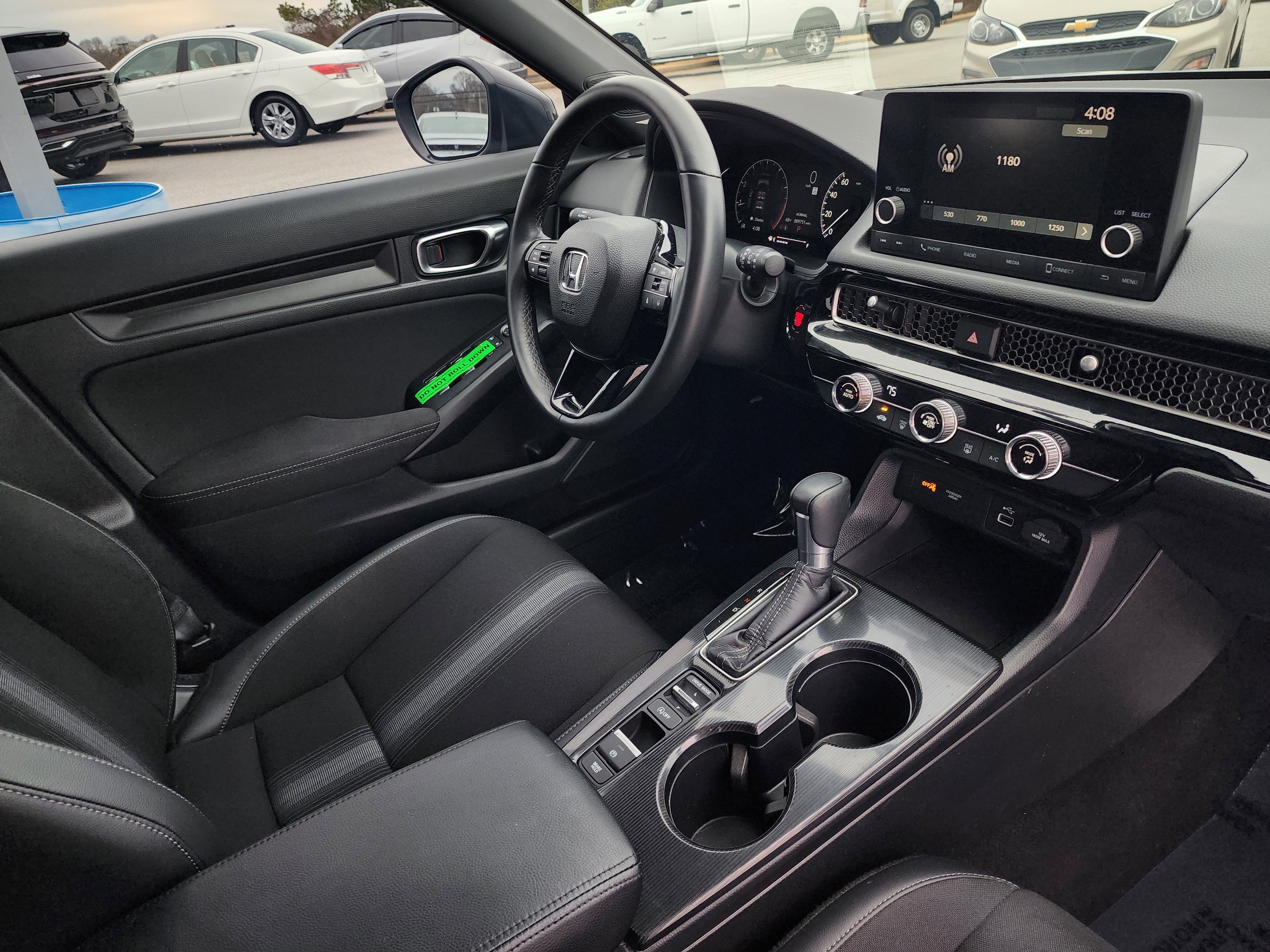 Used 2023 Honda Civic Sport image 14