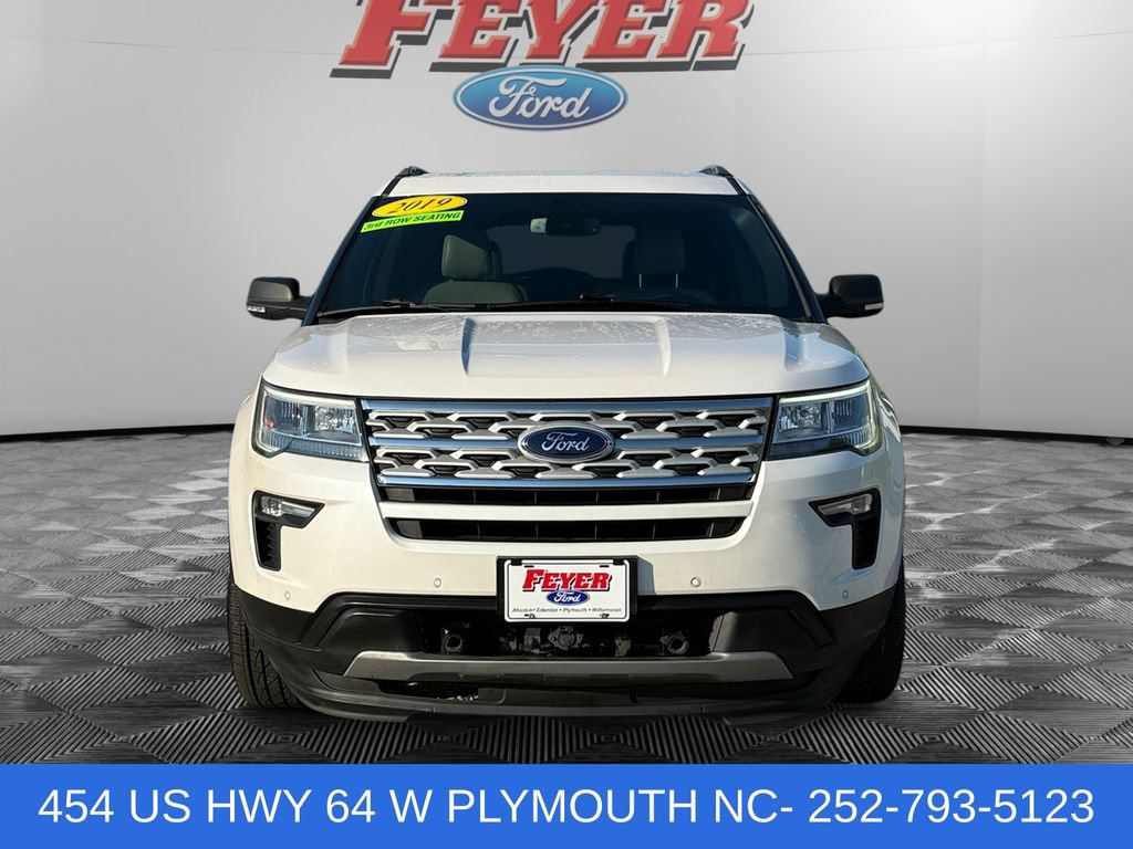 Used 2019 Ford Explorer XLT w/ Equipment Group 202A FWD image 8