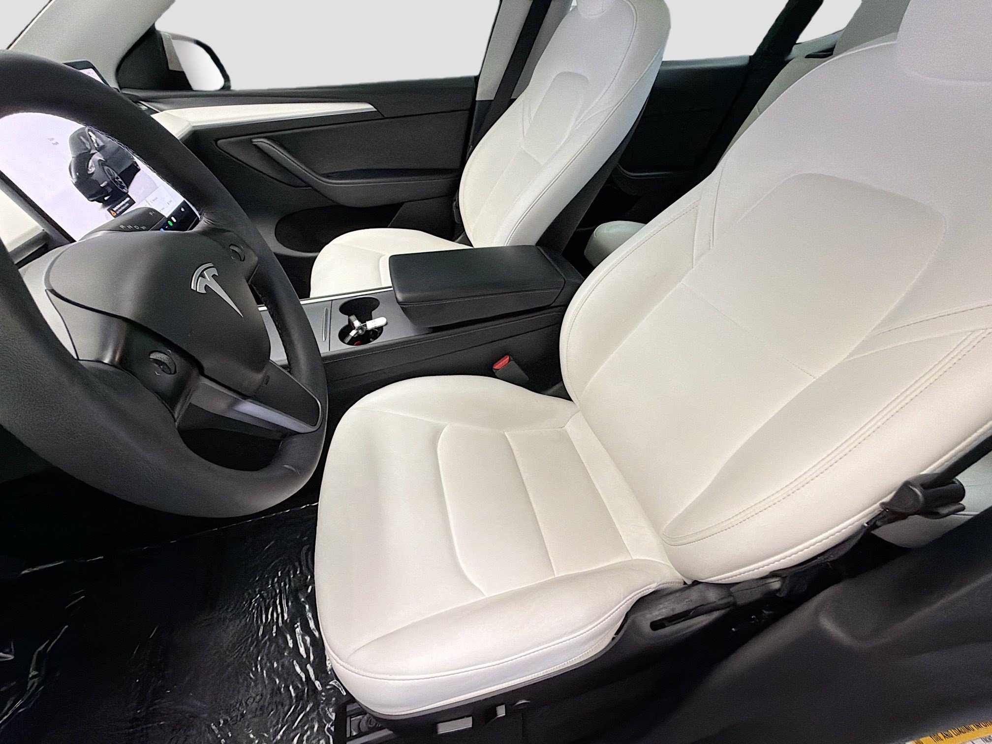 Used 2022 Tesla Model Y Long Range AWD/4WD image 11