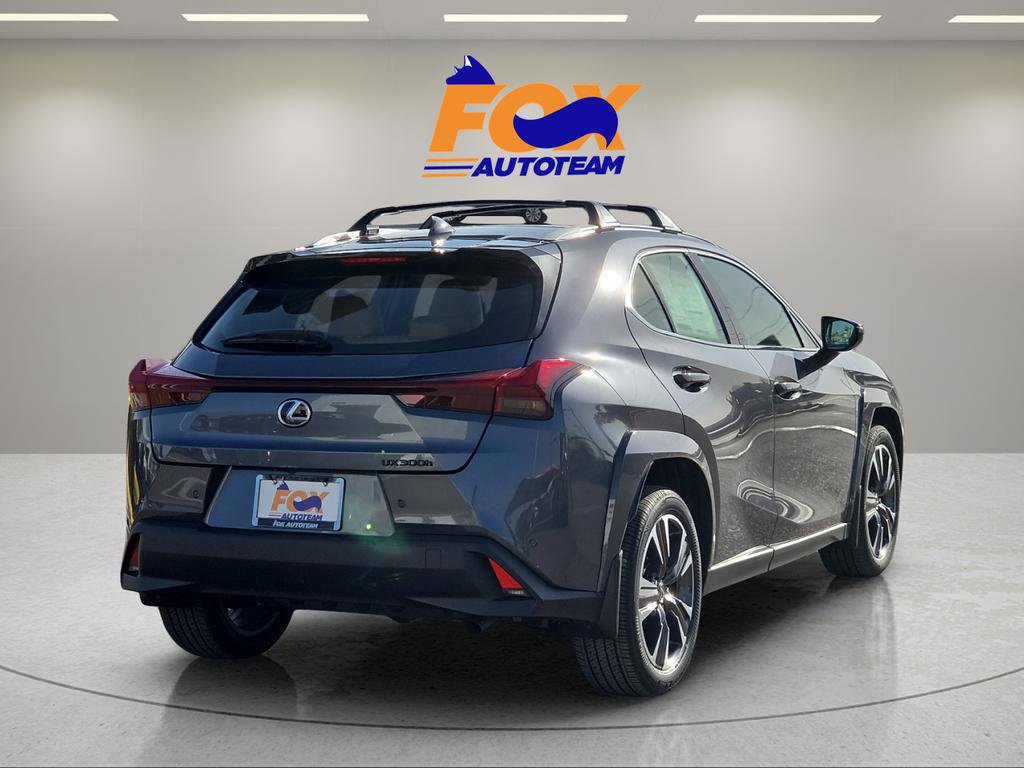 New 2026 Lexus UX 300h FWD image 4