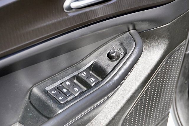 Certified 2023 Jeep Grand Cherokee L Laredo RWD image 24