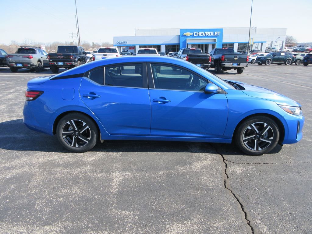 Used 2024 Nissan Sentra SV image 6
