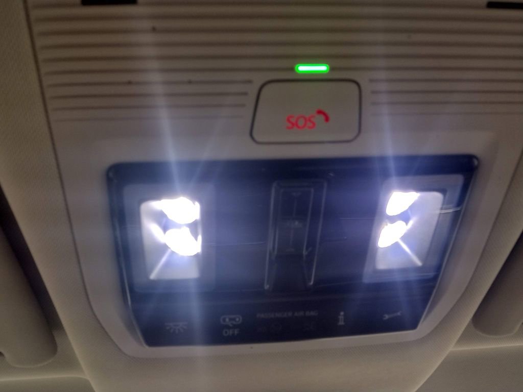 New 2025 Volkswagen ID. Buzz 1st Edition image 38
