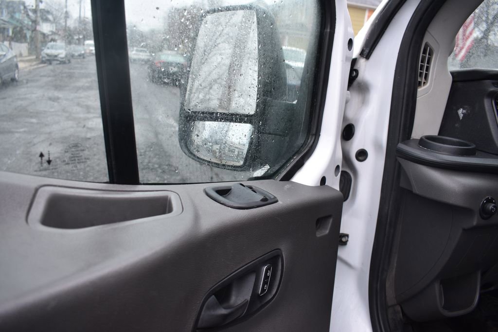 Used 2022 Ford Transit 350 DRW image 14