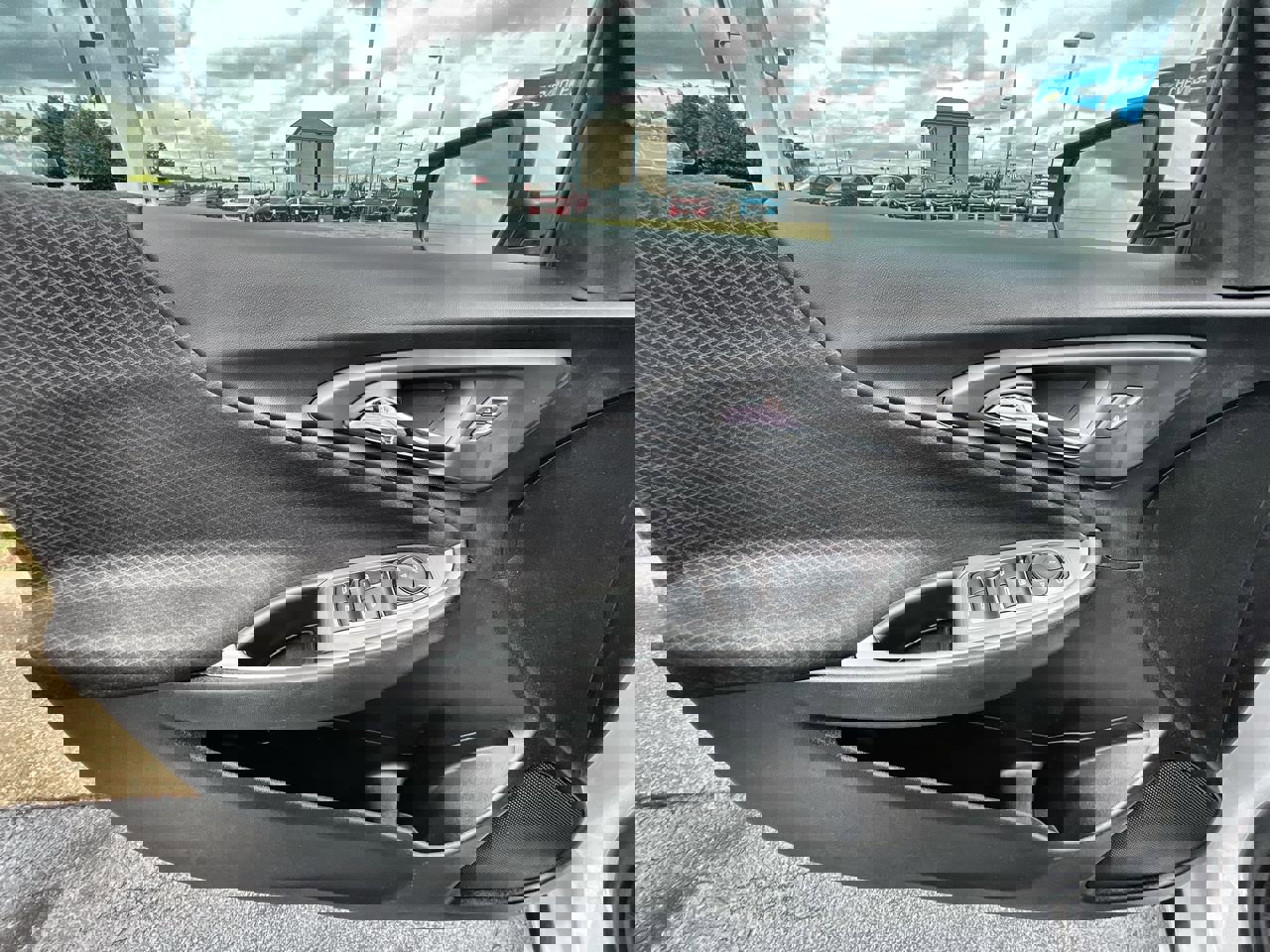 Used 2024 Chevrolet Malibu LT image 23