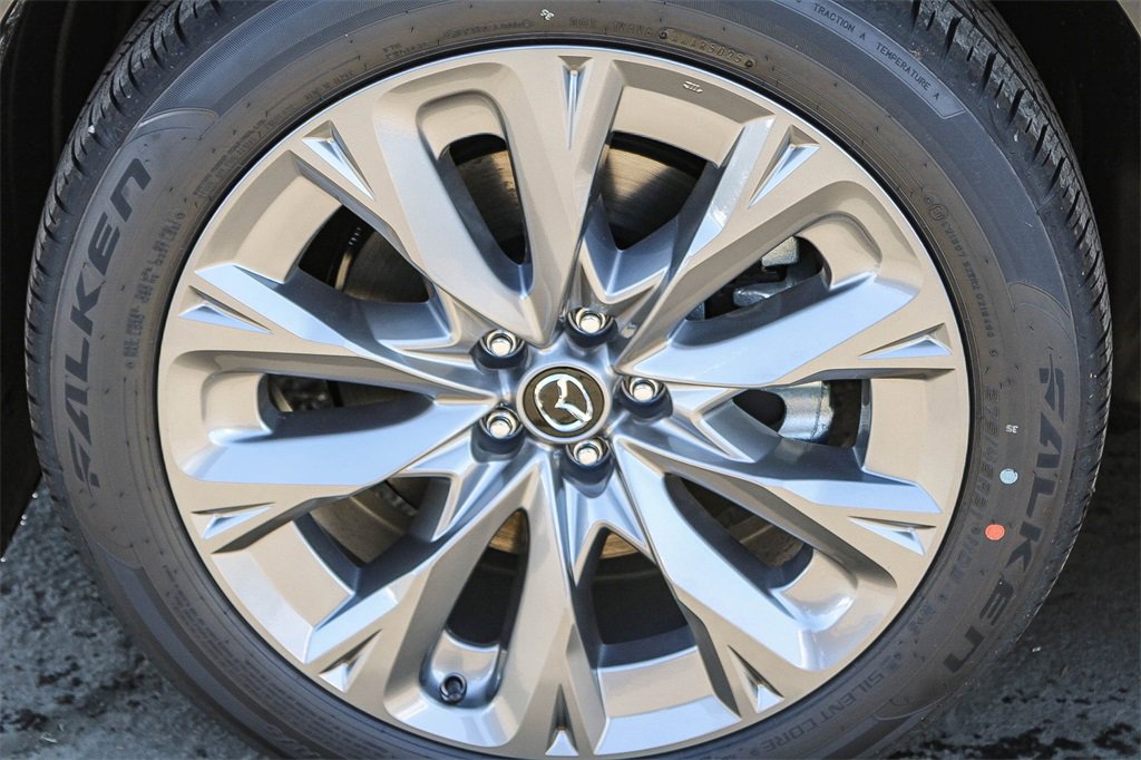 New 2026 MAZDA CX-90 Plug-In Hybrid w/ Preferred image 10