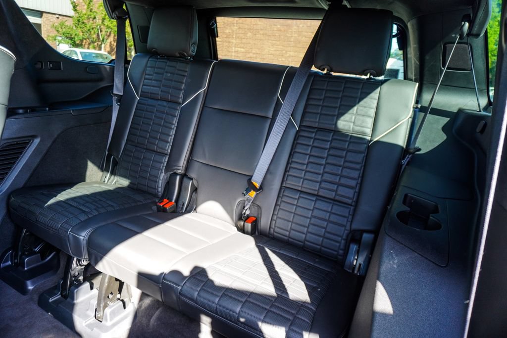 Used 2024 Cadillac Escalade V AWD/4WD image 12