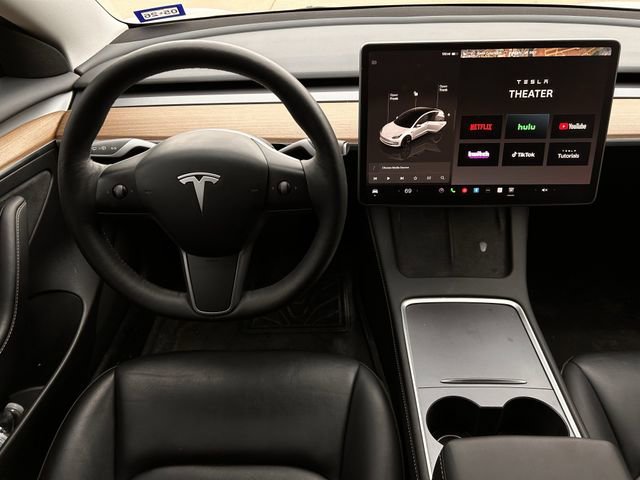 Used 2023 Tesla Model 3 Standard Range image 11