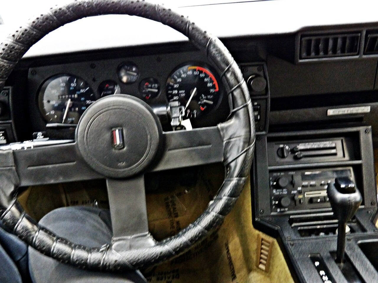 Used 1987 Chevrolet Camaro Z28 RWD image 14